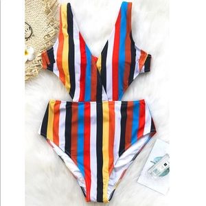 Cupshe Passing Fancy Stripe One-piece Swimsuit